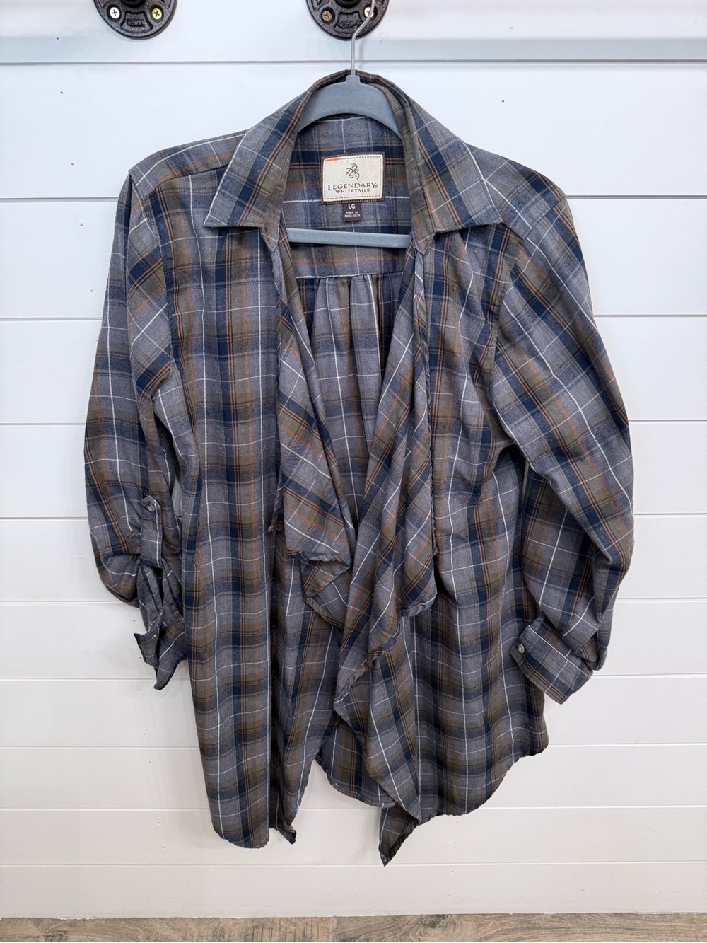 Legendary Whitetails Open Cardigan - Gray/Brown